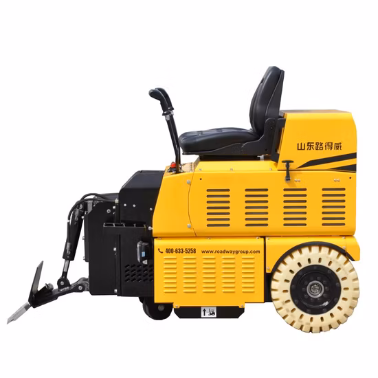 Fregadora barredora industrial de 140 l con conductor trasero